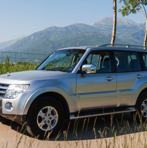 Mitsubishi Pajero photo 3