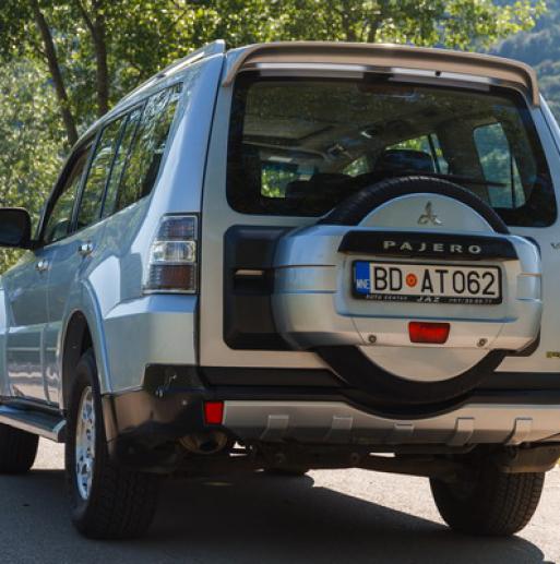 Mitsubishi Pajero photo 4