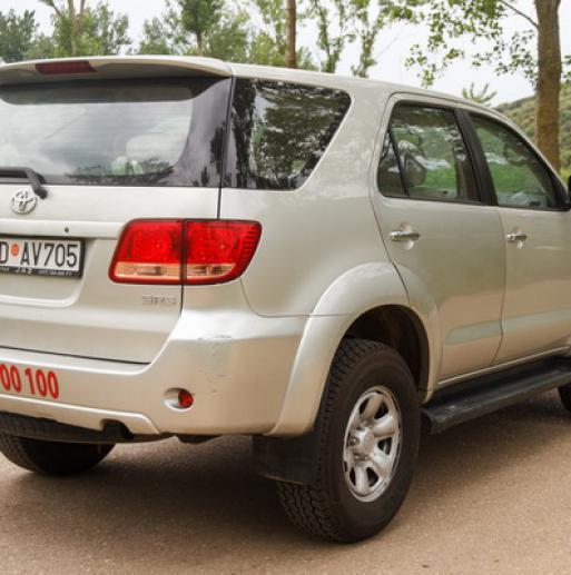 Toyota Fortuner photo 3